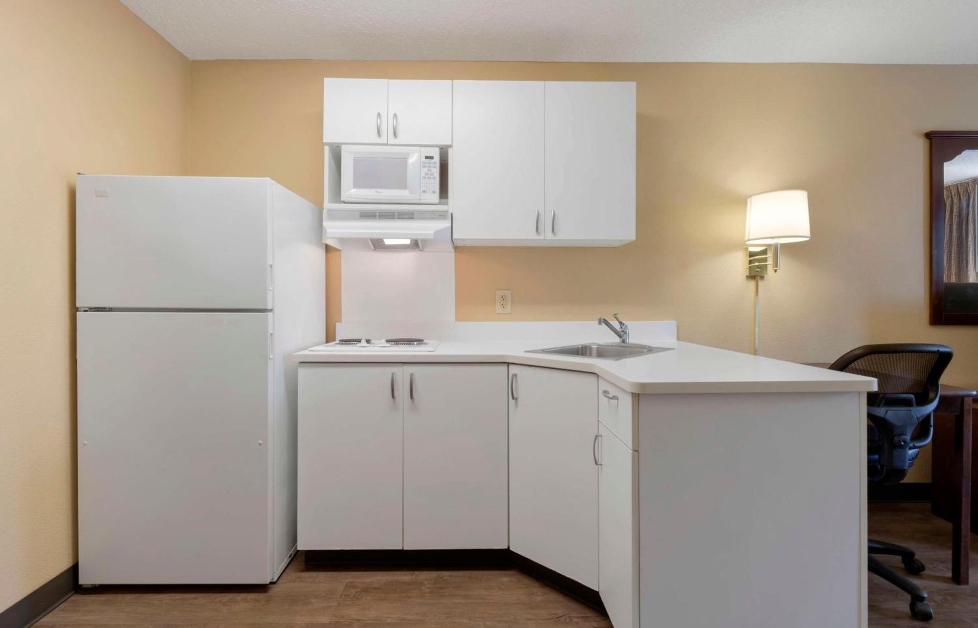Extended Stay America Suites - Stockton - Tracy Esterno foto