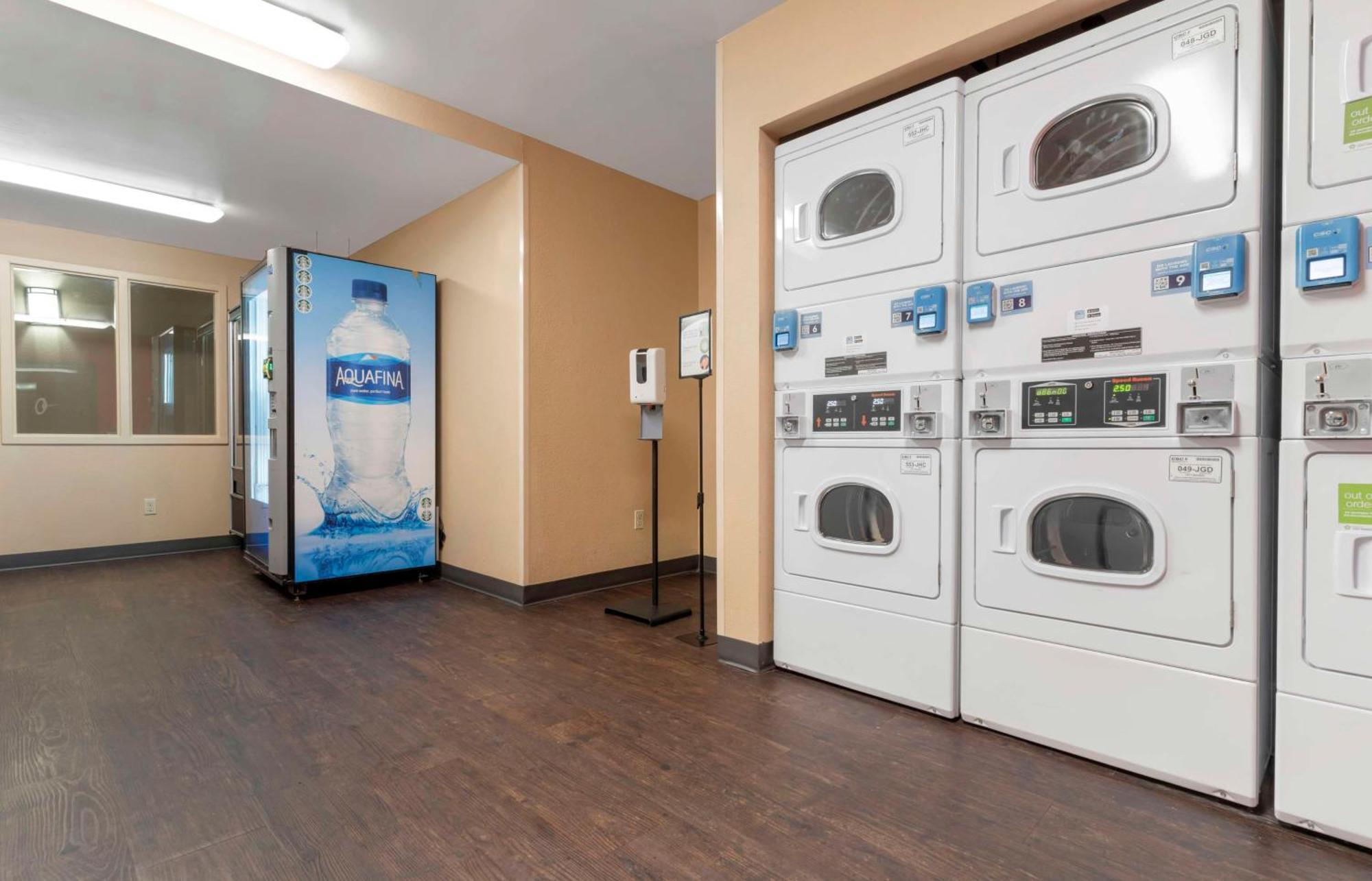 Extended Stay America Suites - Stockton - Tracy Esterno foto